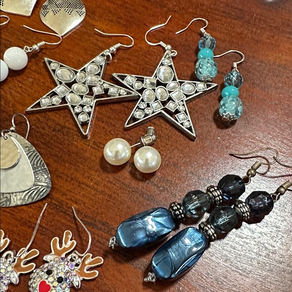 3.  Silver Tone Earring Bundle Ten Pairs - Picture 4 of 5